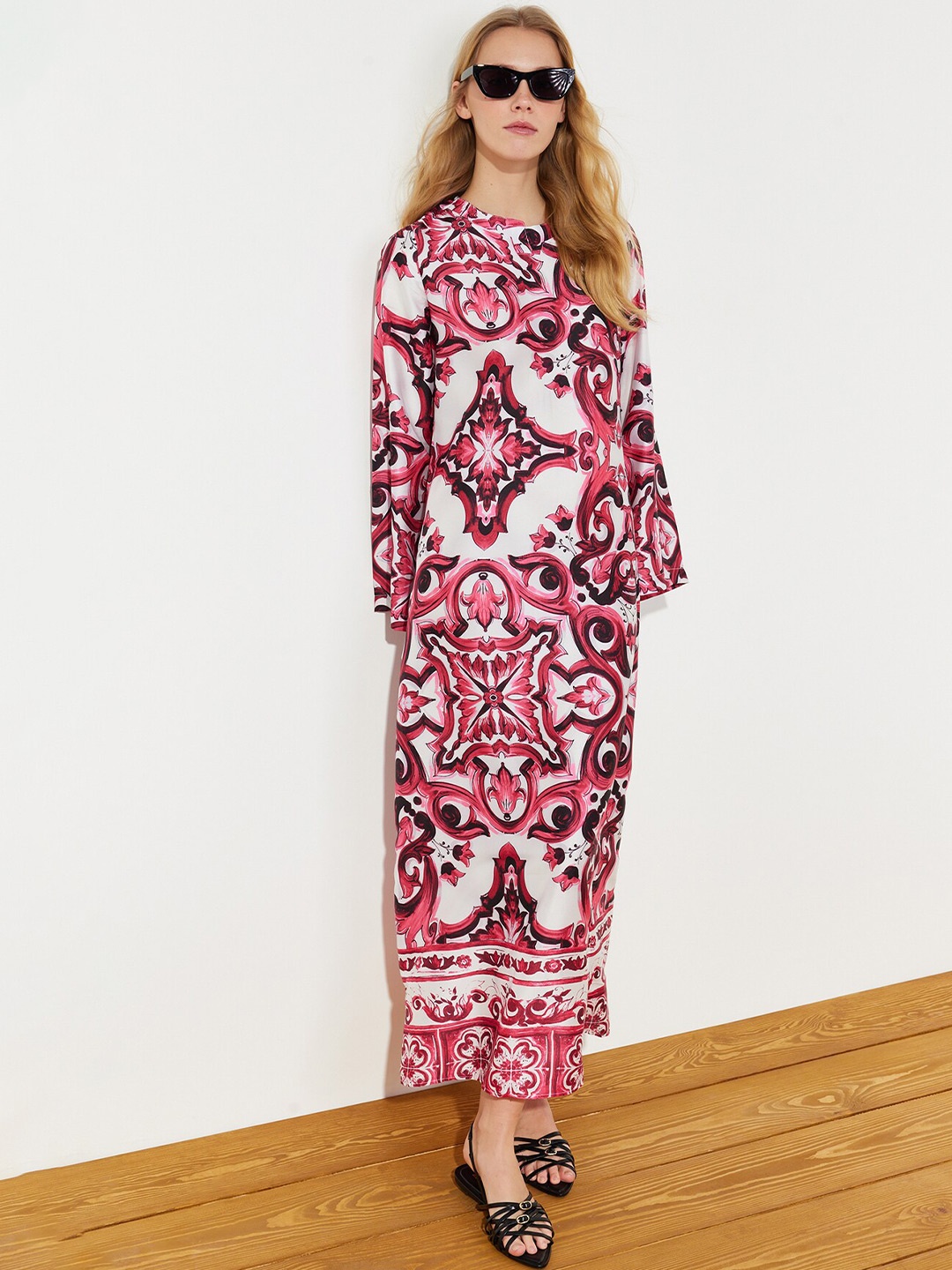 

Trendyol Ethnic Motifs Print Fit & Flare Maxi Dress, Red