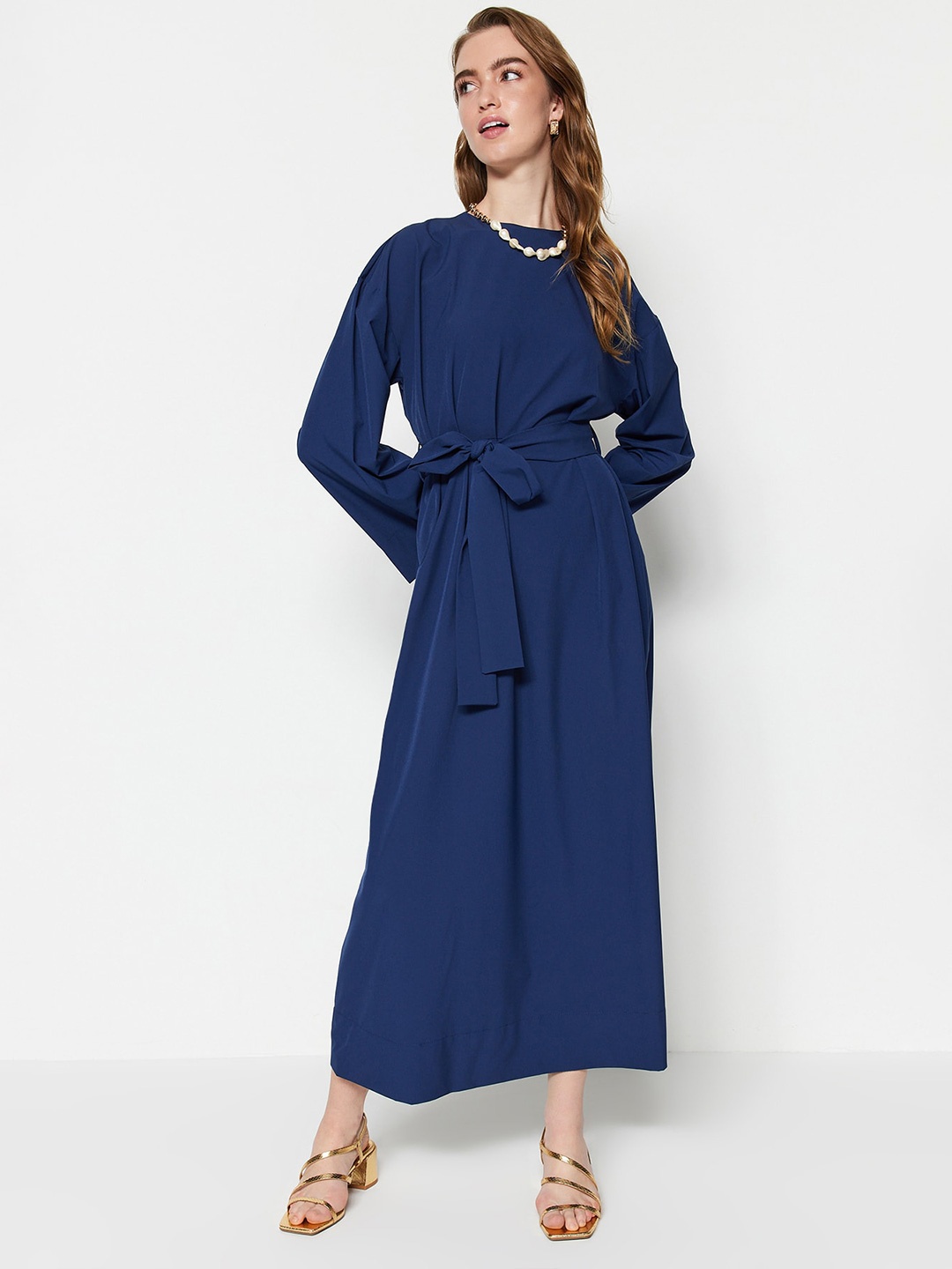 

Trendyol Solid Tie-Ups Detail Maxi Dress, Navy blue