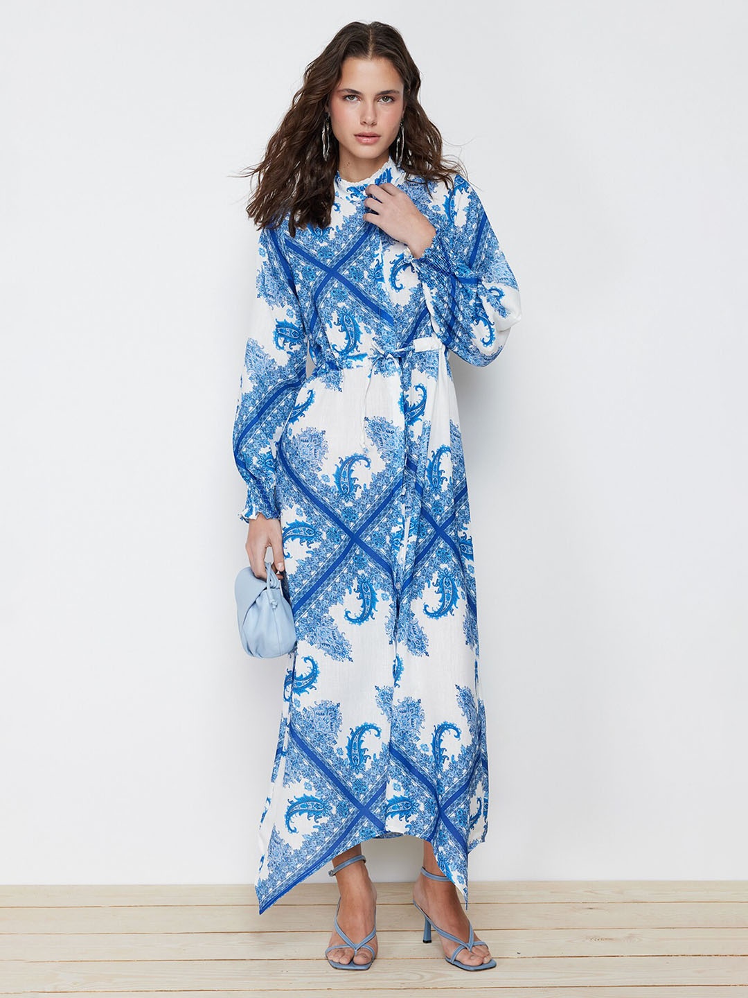 

Trendyol Ethnic Motifs Printed Cuffed Sleeves Maxi Dress, Blue
