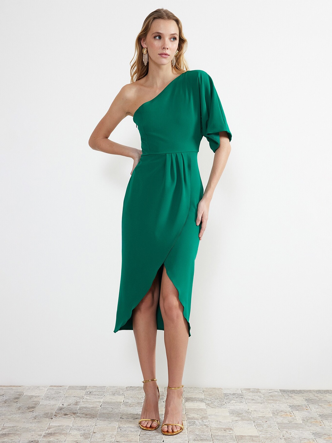 

Trendyol Solid Flared Sleeve Sheath Midi Dress, Green