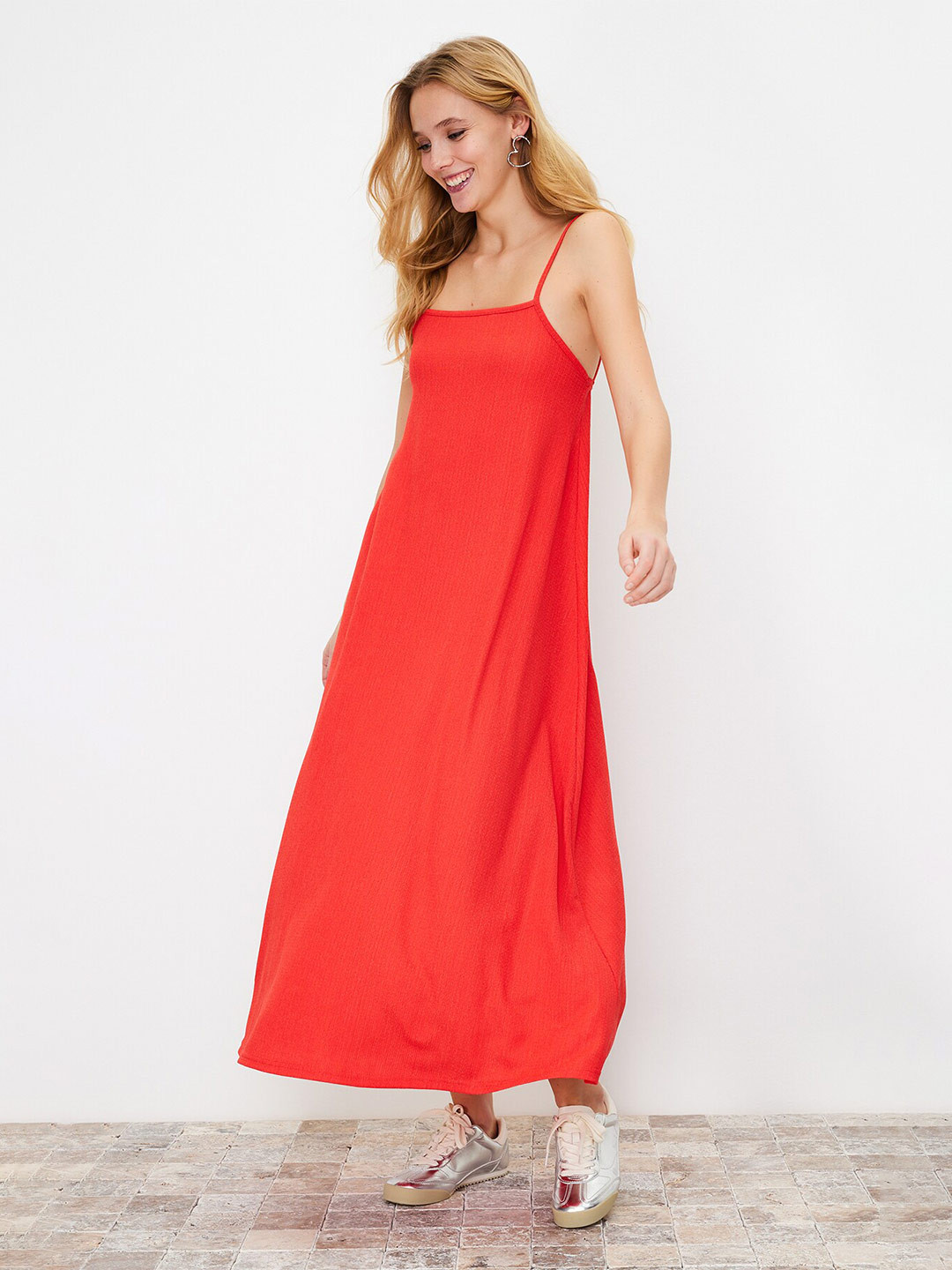 

Trendyol Women Solid Shoulder Straps Maxi Dress, Red