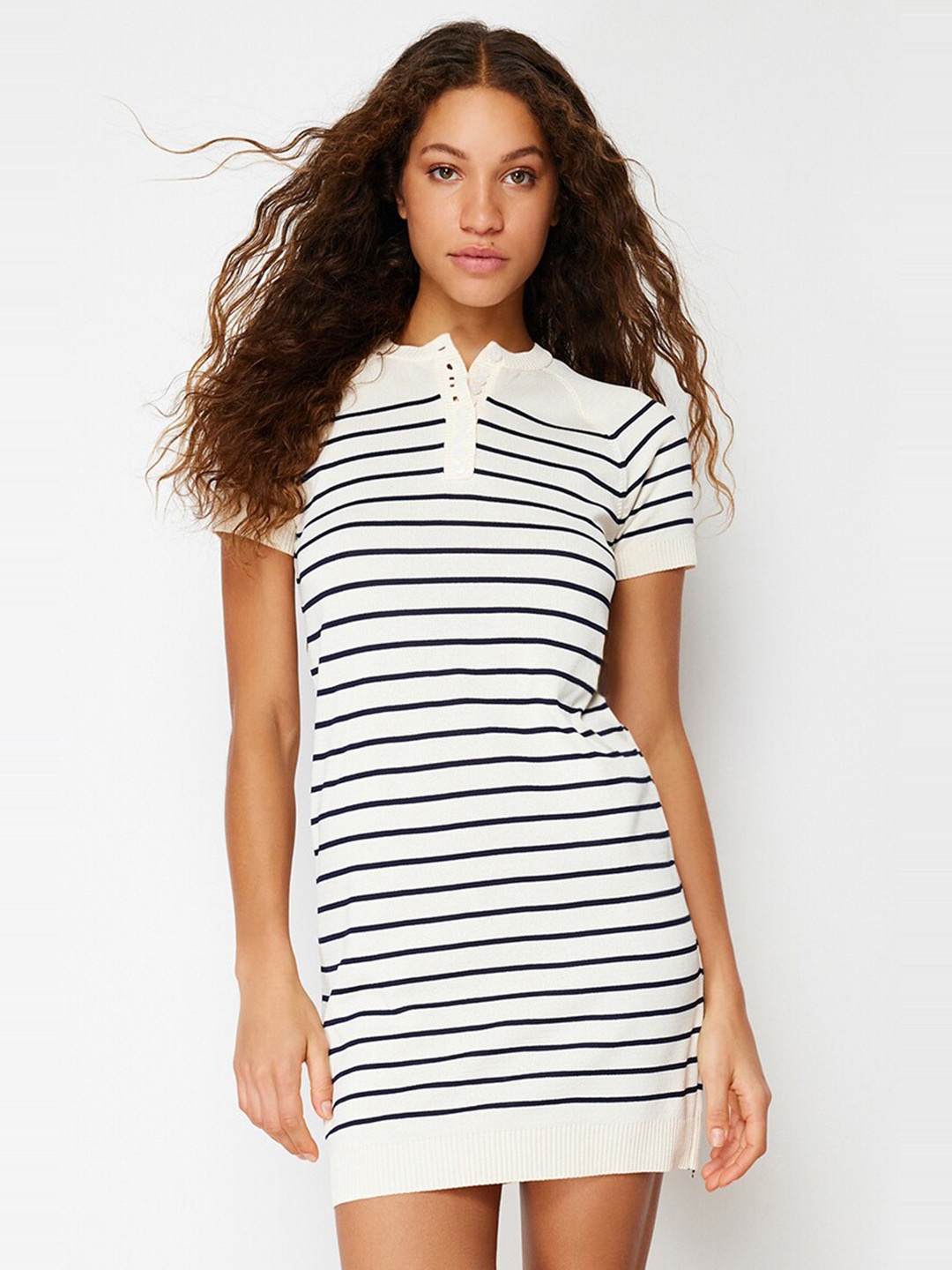 

Trendyol Striped T-shirt Dress, White