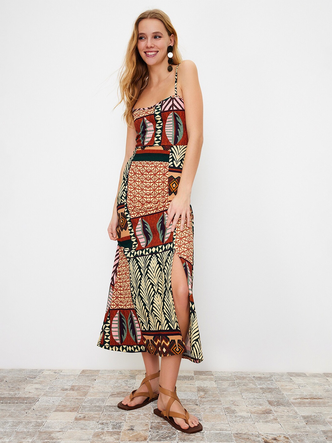

Trendyol Women Printed Midi Dress, Maroon