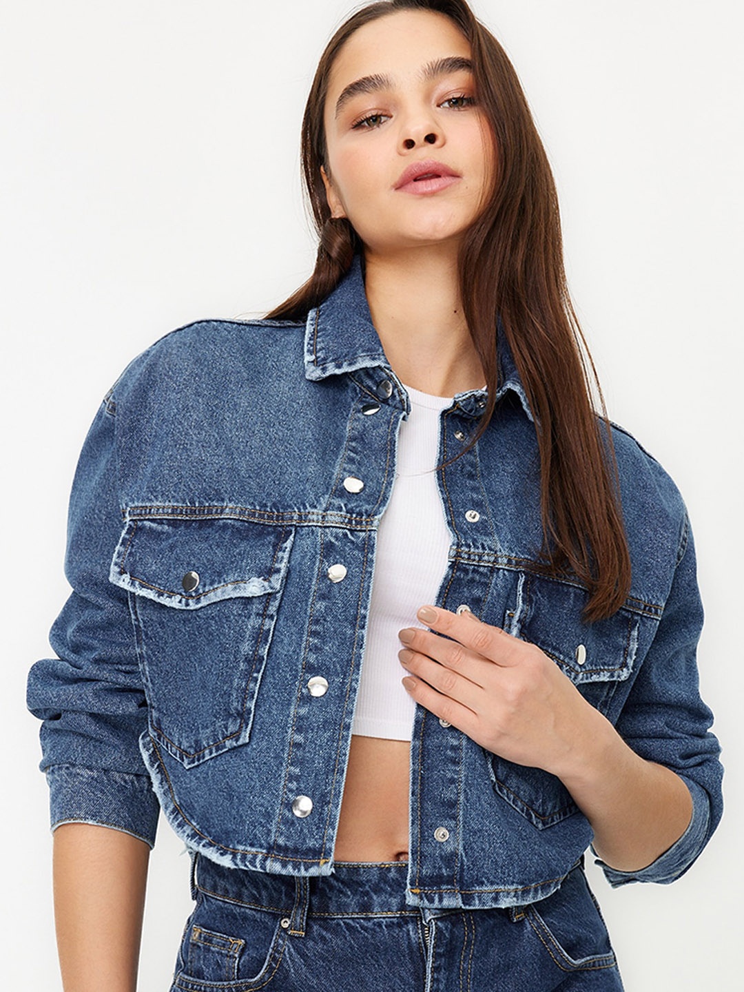 

Trendyol Washed Crop Pure Cotton Denim Jacket, Blue