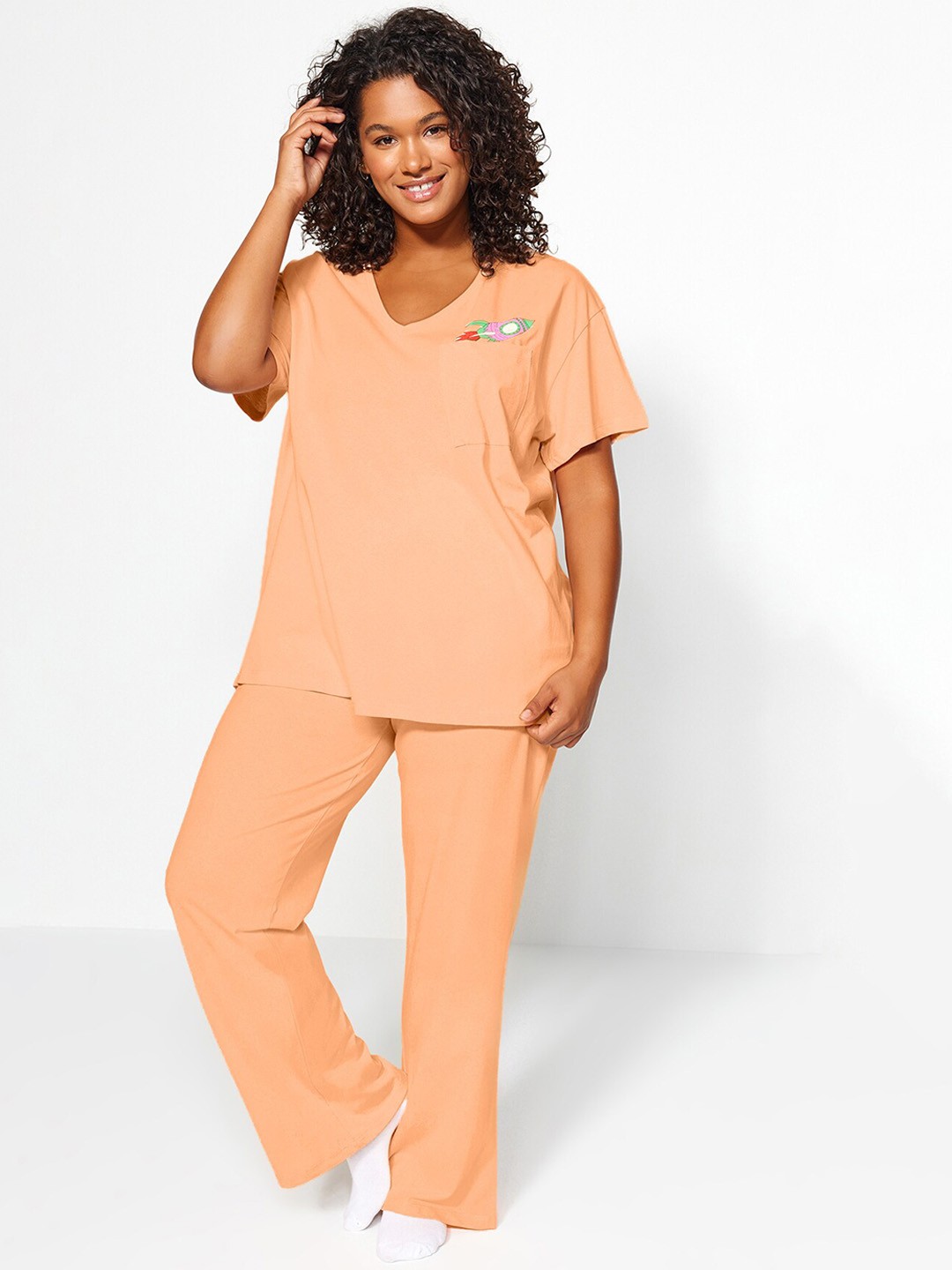 

Trendyol Women Solid Printed Night suit, Peach