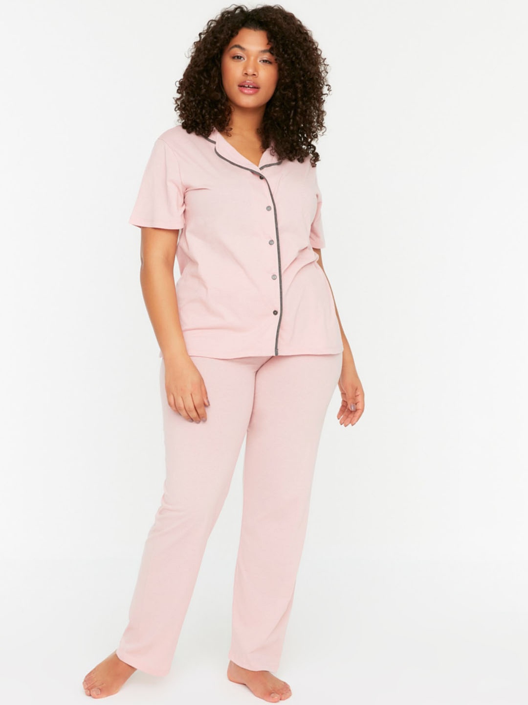 

Trendyol Women Solid Night suit, Pink