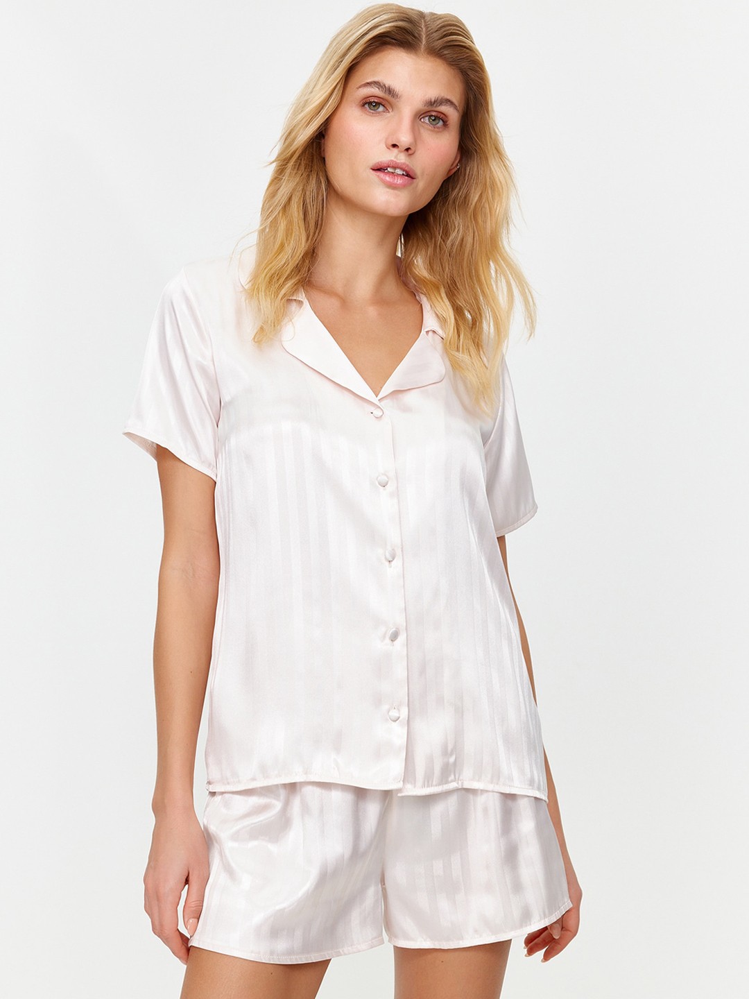 

Trendyol Women Striped Night suit, White