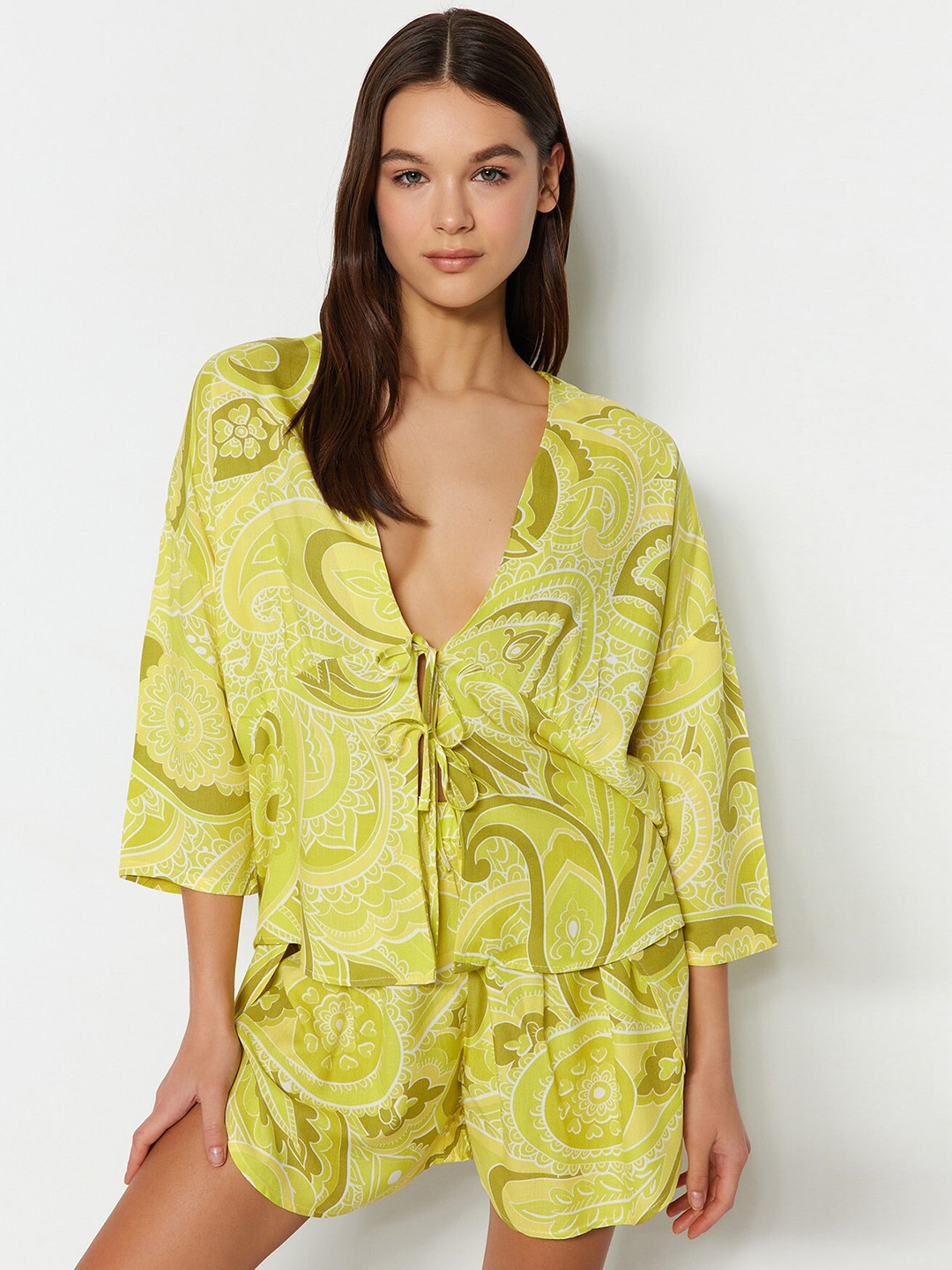

Trendyol Women Printed Night suit, Yellow