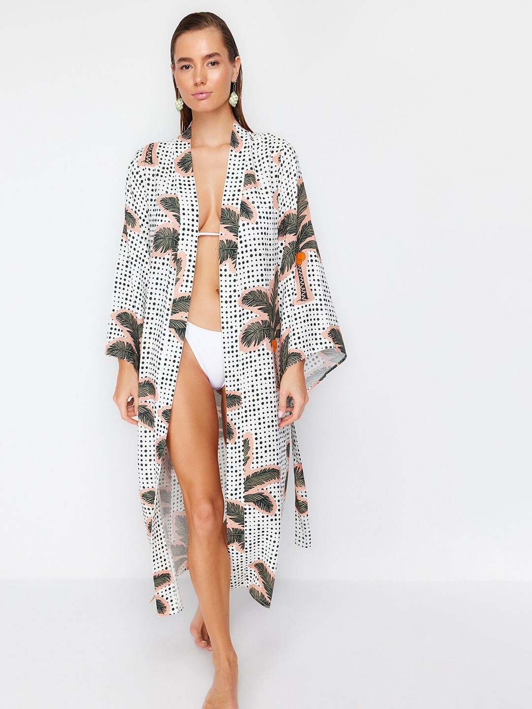 

Trendyol floral Printed V-Neck wrap midi Nightdress, White