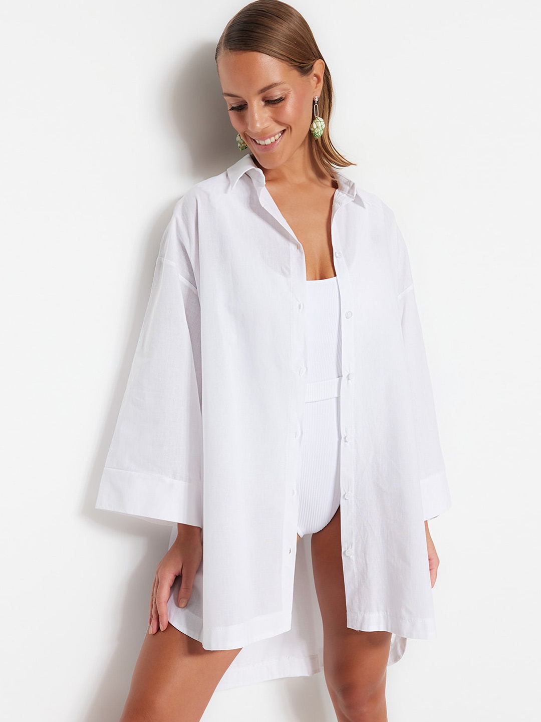 

Trendyol Women Opaque Casual Shirt, Na