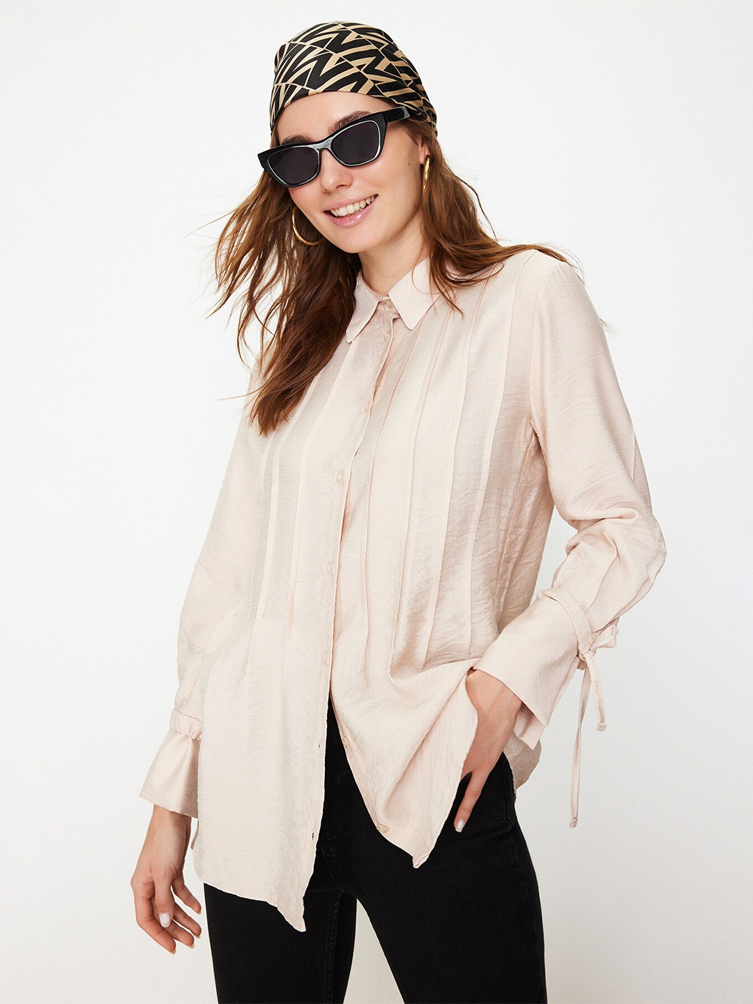 

Trendyol Women Opaque Casual Shirt, Na