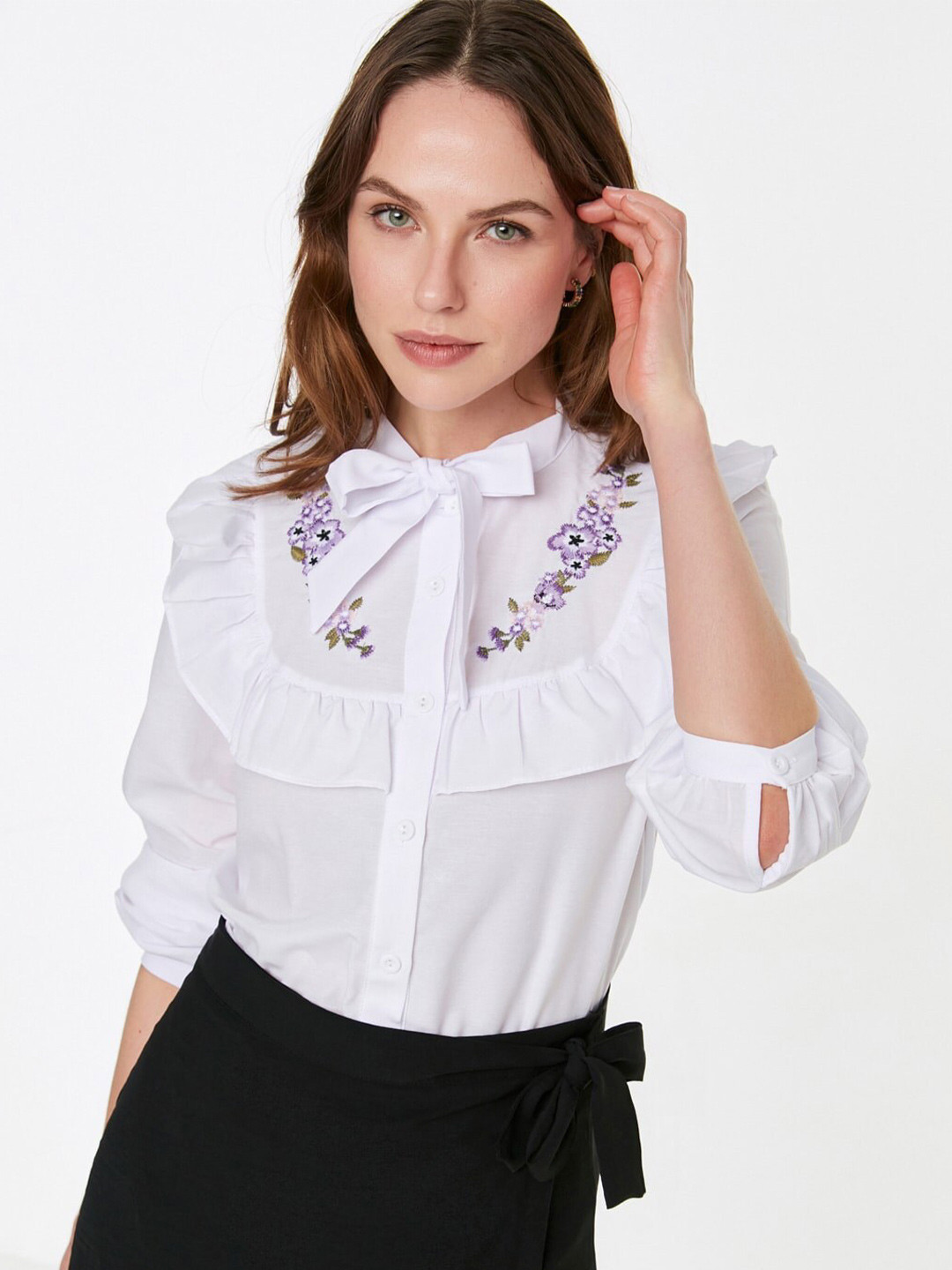 

Trendyol Women Opaque Casual Shirt, Na
