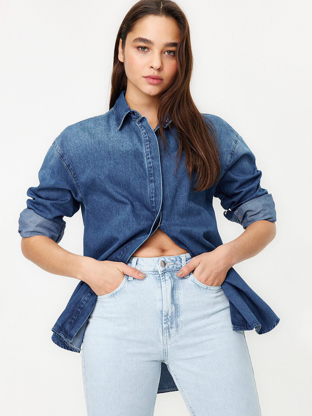 

Trendyol Women Faded Opaque Faded Casual Shirt, Na