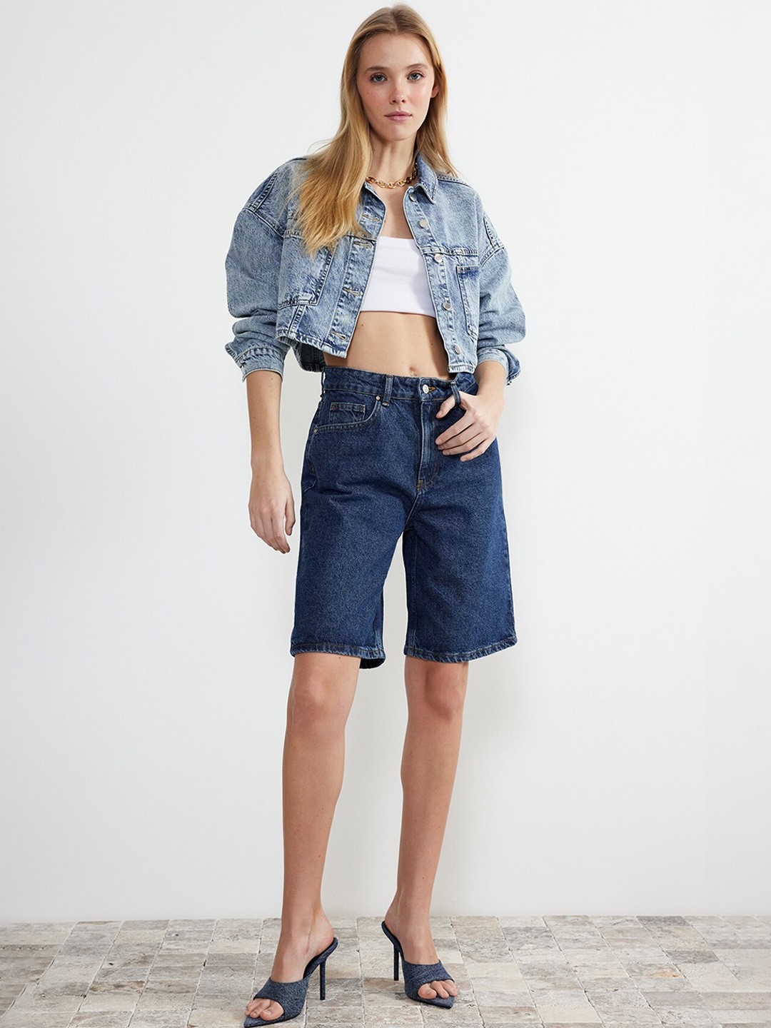 

Trendyol Women Mid Rise Pure Cotton Shorts, Blue