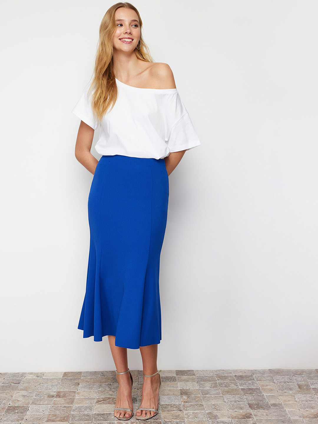 

Trendyol Midi Pencil Skirt with Flared Hem, Blue