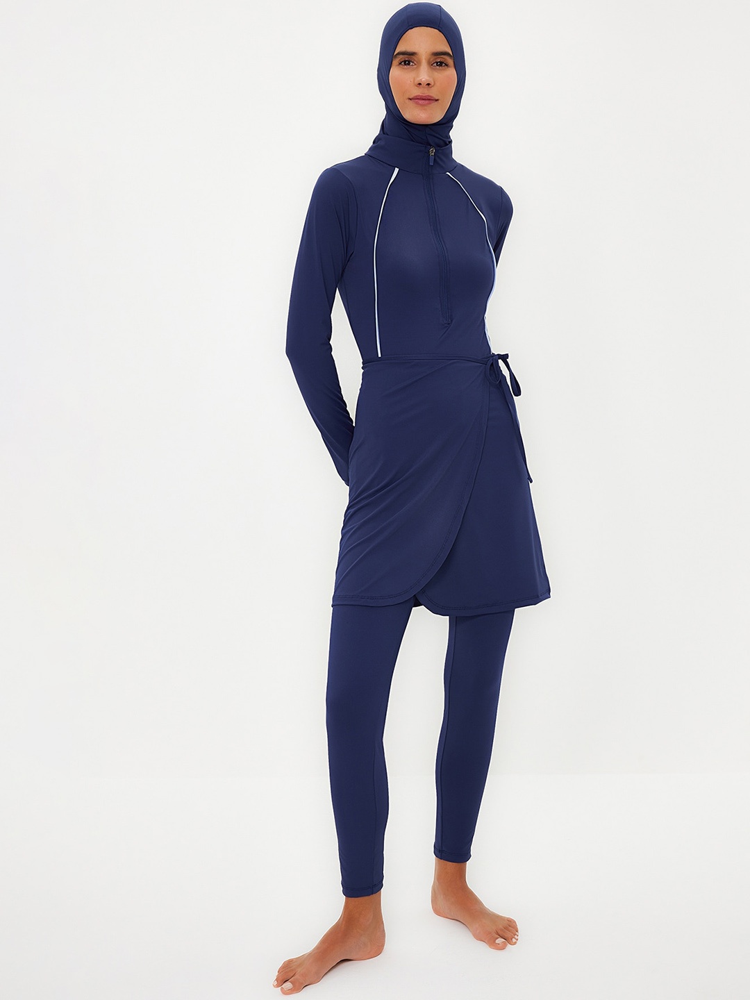 

Trendyol Hooded Long Sleeved Swim Set, Blue