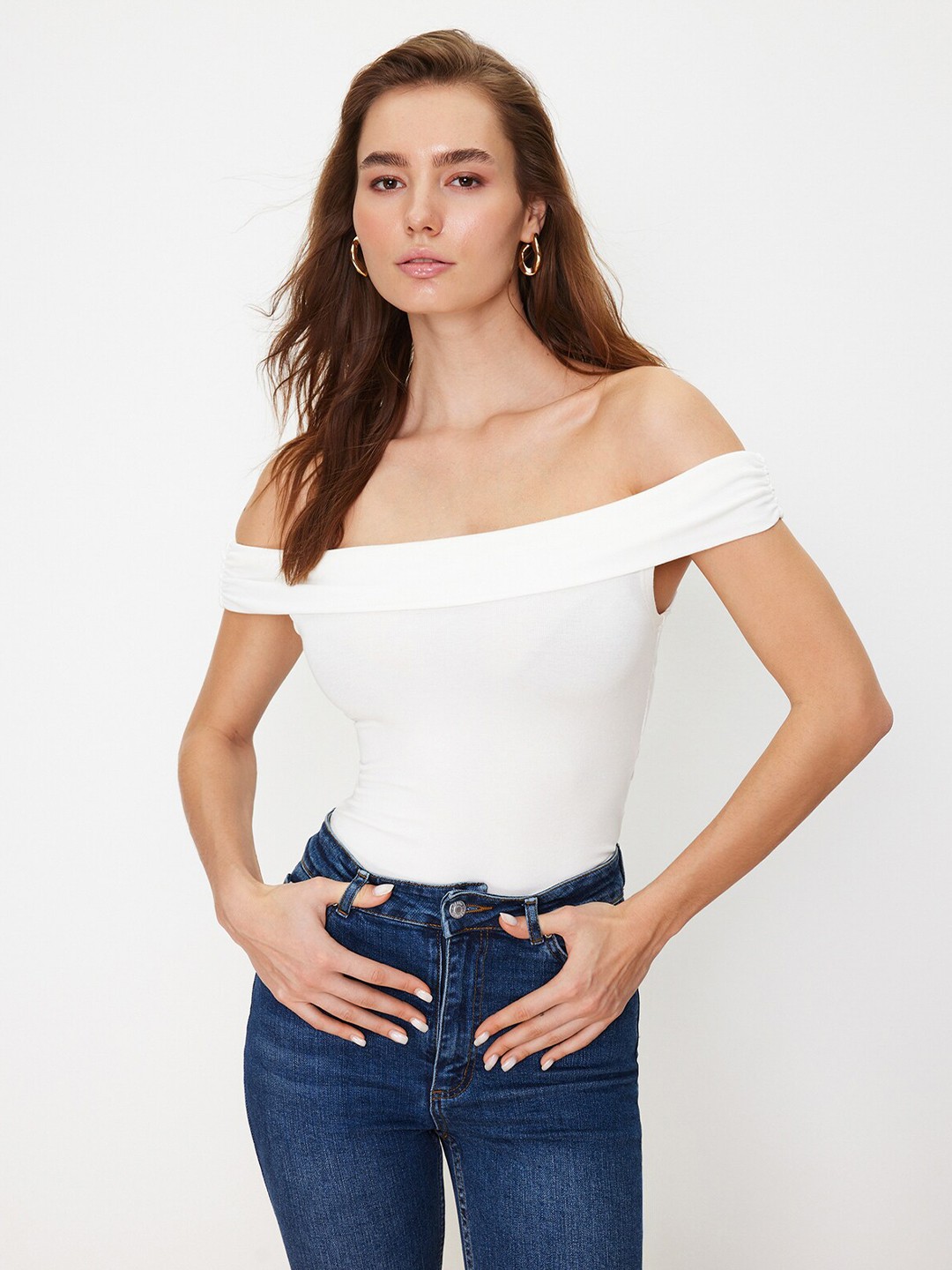 

Trendyol Off-Shoulder Bardot Top, White