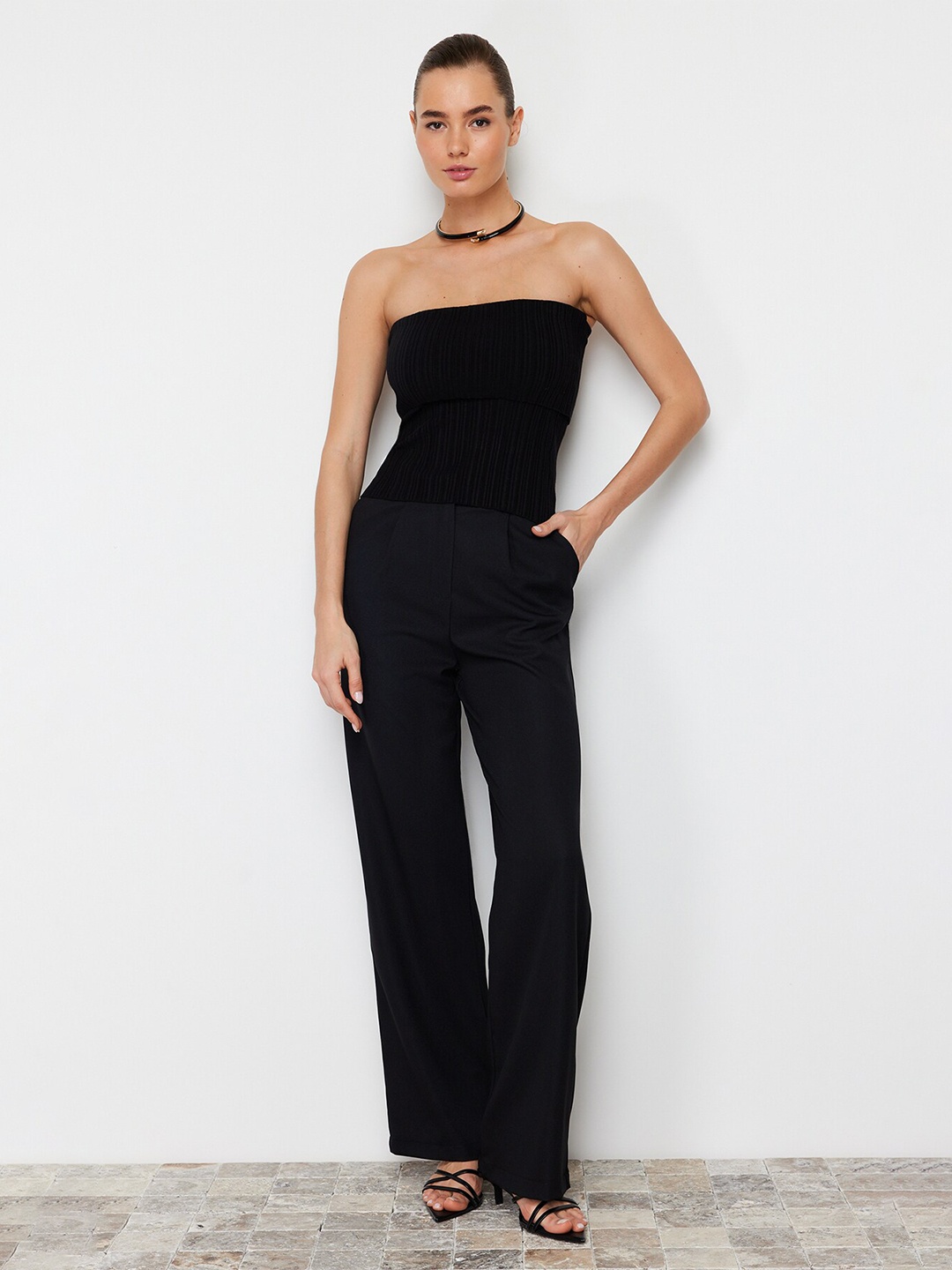 

Trendyol Strapless Tube Top, Black