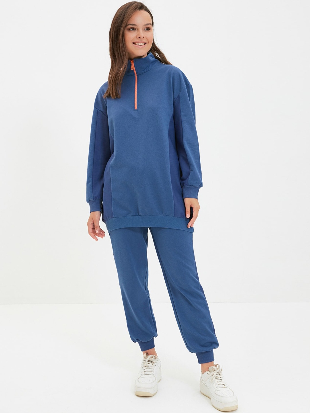 

Trendyol Stand Collar Half Zipper Longline Tracksuit, Navy blue