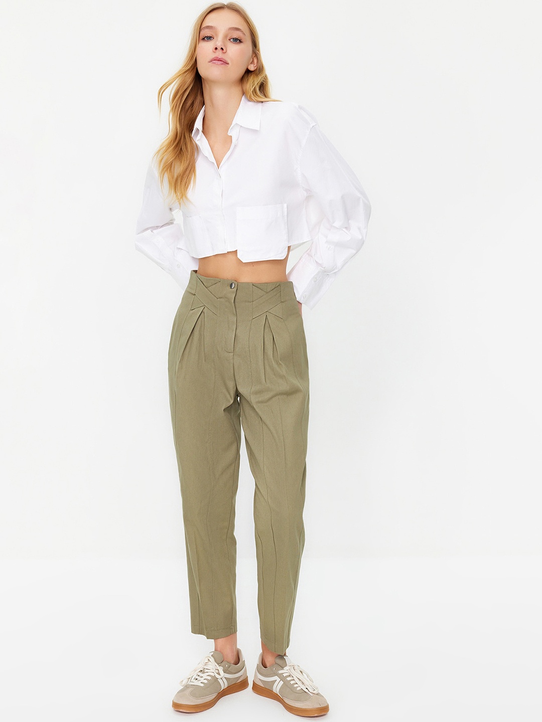 

Trendyol Women Mid-Rise Pleated Pure Cotton Trousers, Khaki