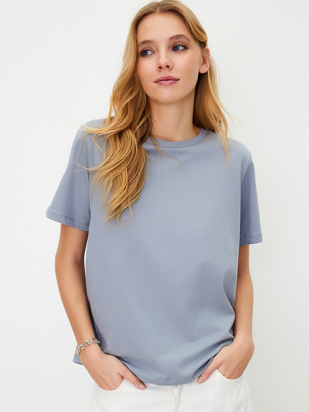 

Trendyol Round Neck Short Sleeves Cotton T-shirt, Grey