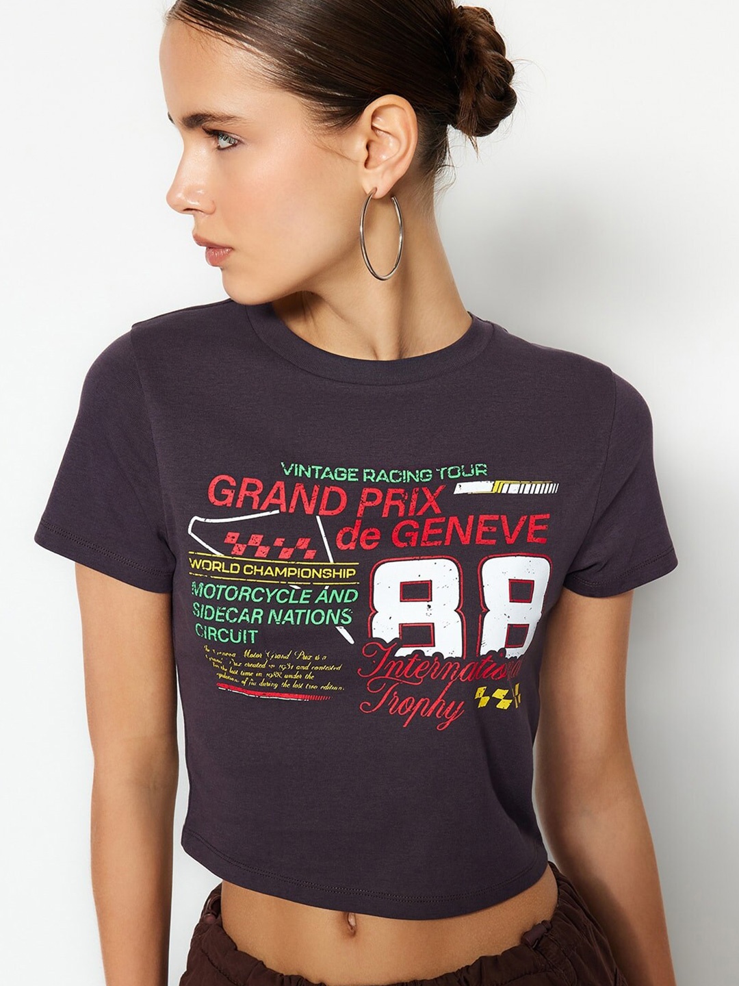 

Trendyol Typography Printed Round Neck Cotton Crop T-shirt, Grey