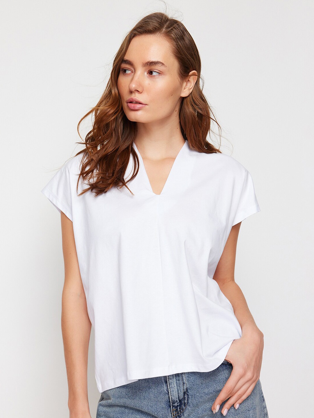 

Trendyol V-Neck Extended Sleeves Cotton T-shirt, White