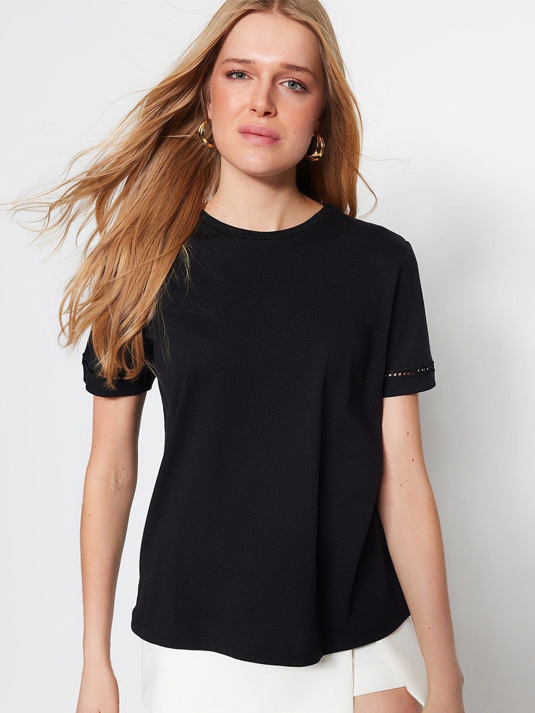 

Trendyol Round Neck Cotton T-shirt, Black