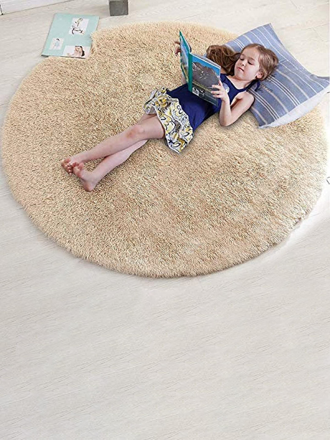 

AaHo Decor Unisex Beige Carpets