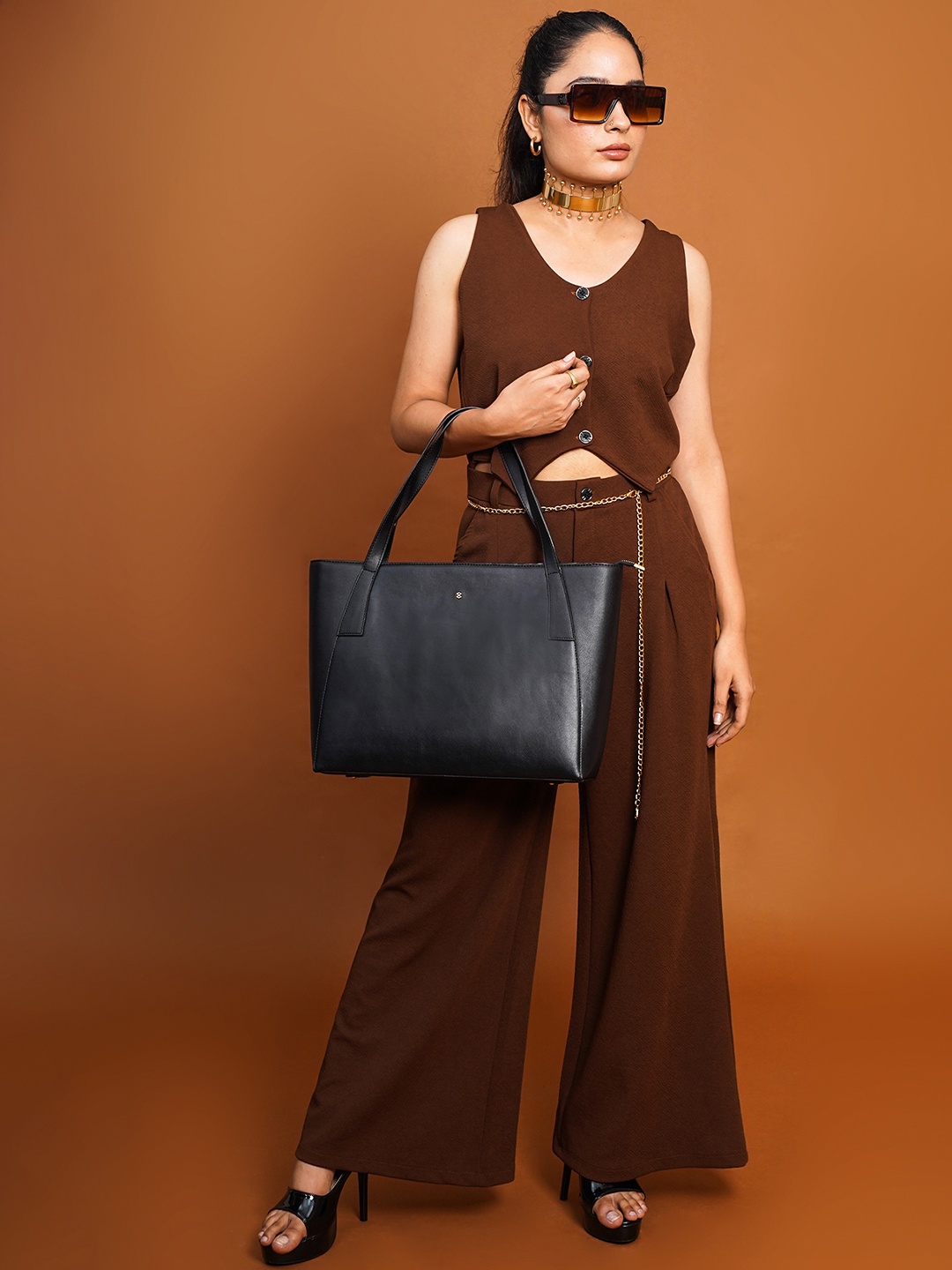 

HORRA Structured Oversized Shoulder Bag, Black