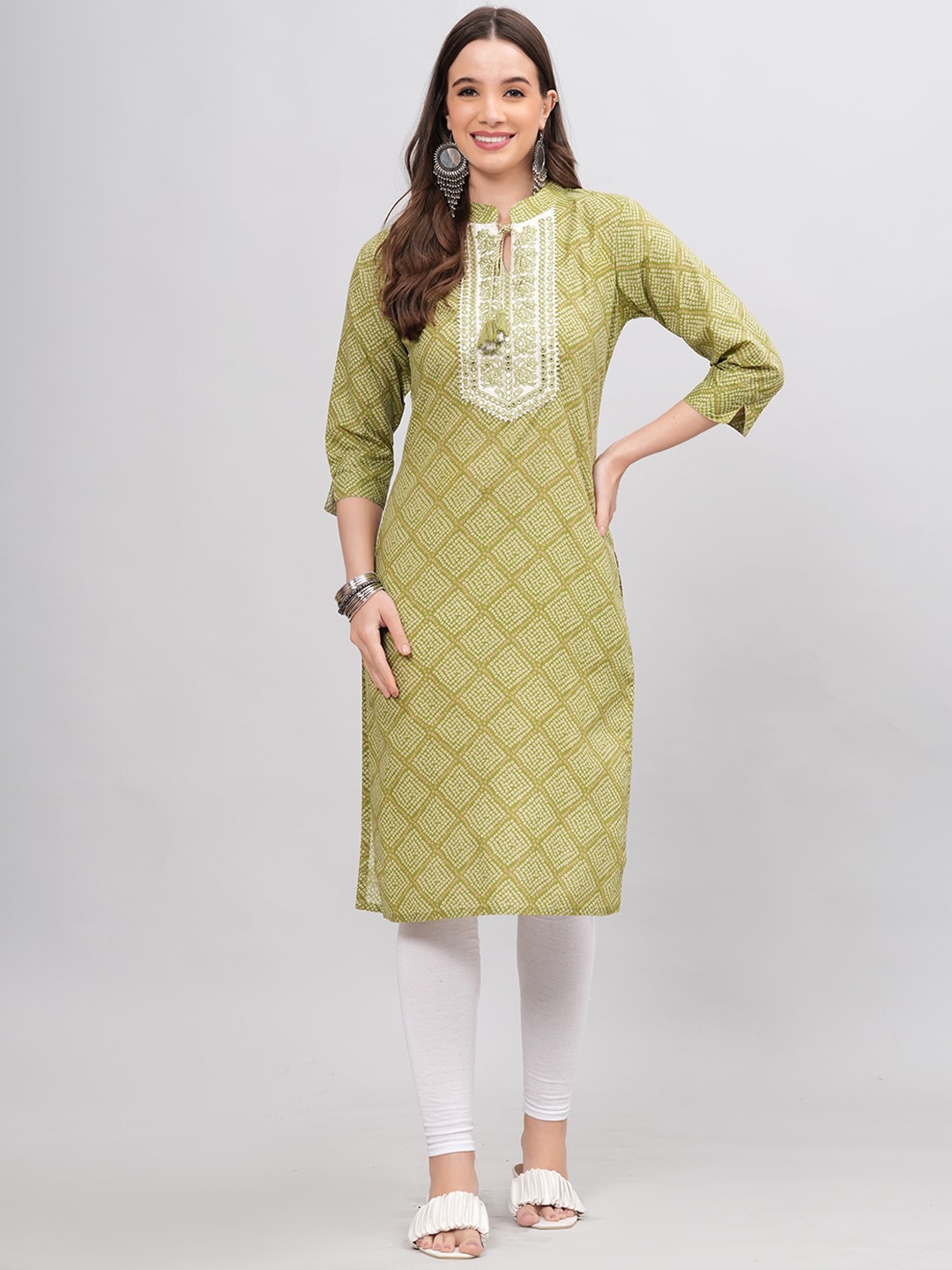 

HIGHLIGHT FASHION EXPORT Ethnic Motifs Yoke Design Cotton Kurta, Green