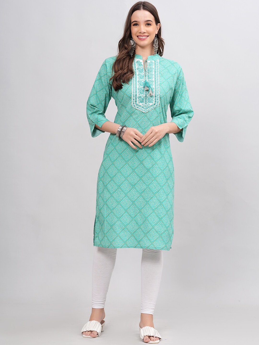 

JC4U Bandhani Printed Tie Up Neck Thread Work Kurta, Green