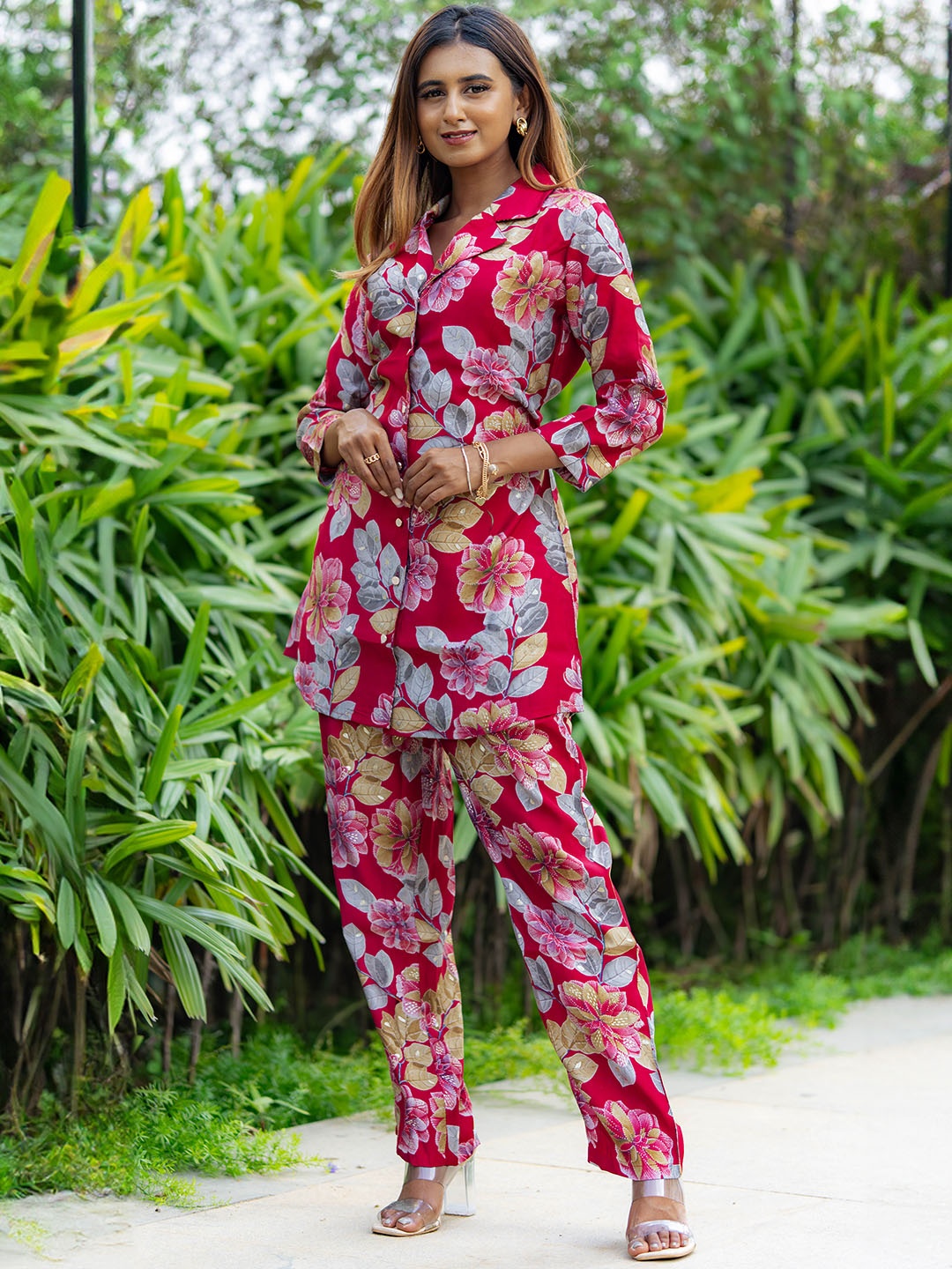 

Libas 3 Pcs Floral Printed Shirt Trouser With Waistbelt Co-Ords, Pink