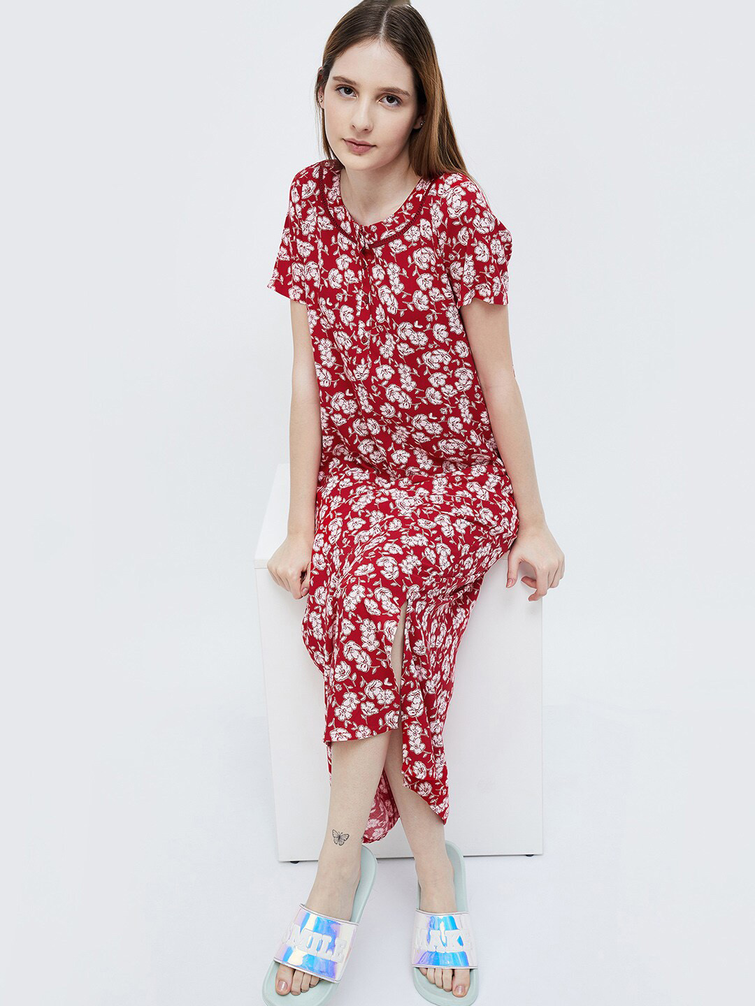 

Ginger by Lifestyle Floral Printed Maxi Nightdress, Red