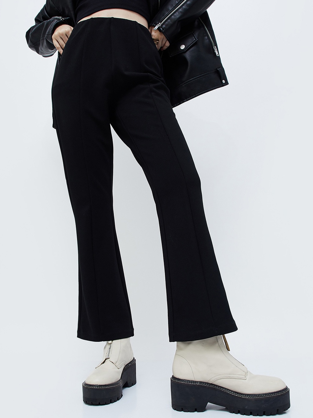 

Ginger by Lifestyle Women Mid-Rise Bootcut Trousers, Black