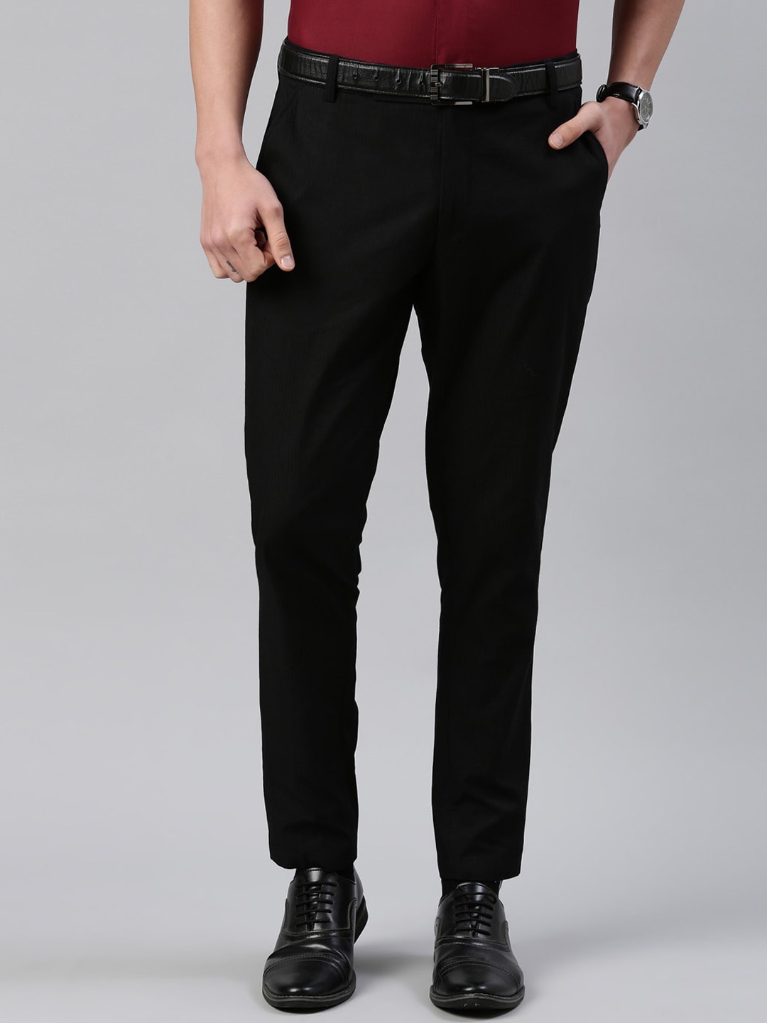 

THE SOUL PATROL Men Tapered Fit Mid-Rise Formal Trousers, Black