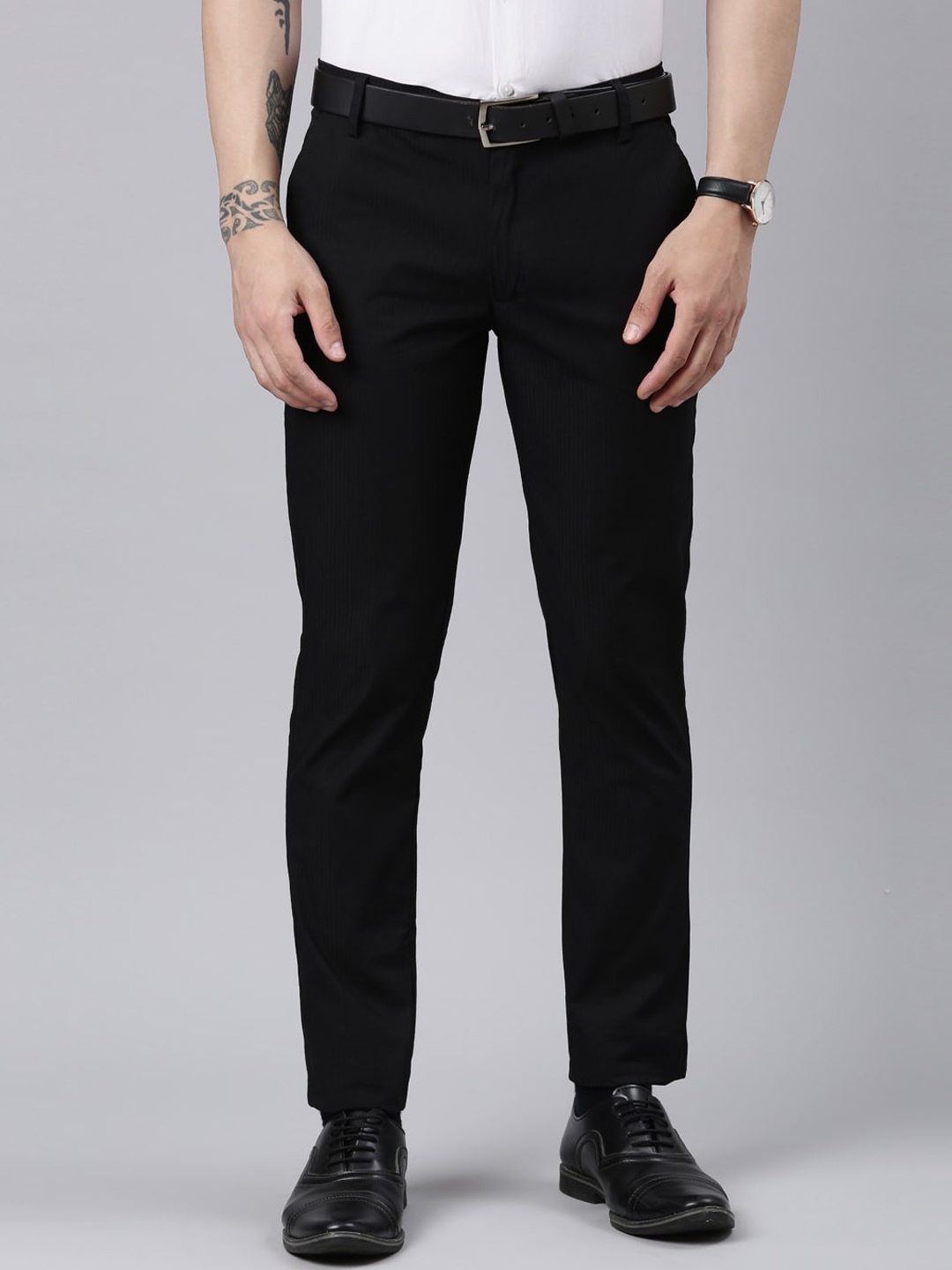 

THE SOUL PATROL Men Tapered Fit Mid-Rise Formal Trousers, Black