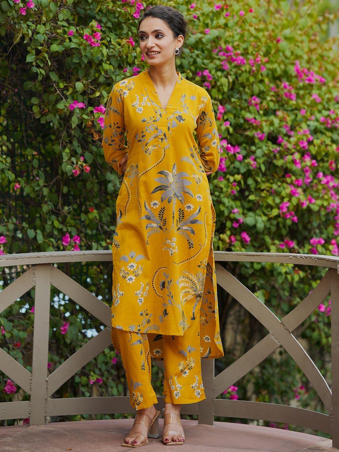 

Libas Floral Printed V Neck Tunic With Trouser, Mustard