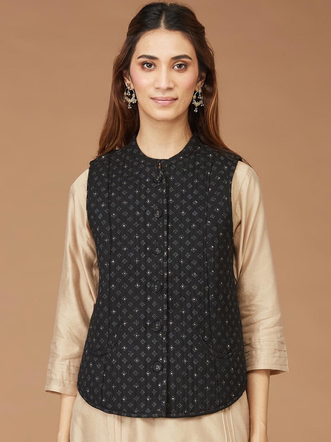 

Fabindia Women Block Printed Woolen Nehru Jacket, Black