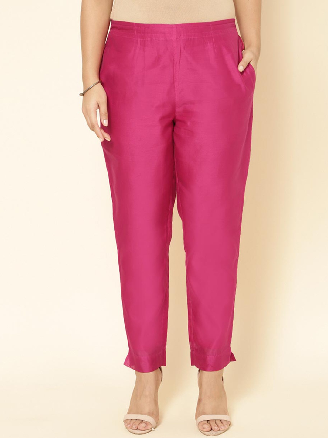 

Fabindia Women Regular Fit Trousers, Magenta