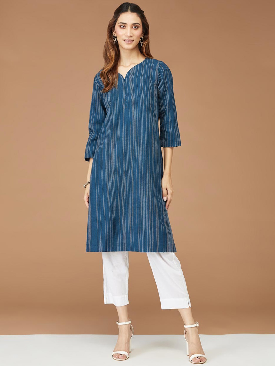 

Fabindia Striped Woven Design V-Neck Woollen Flared A-Line Kurta, Blue