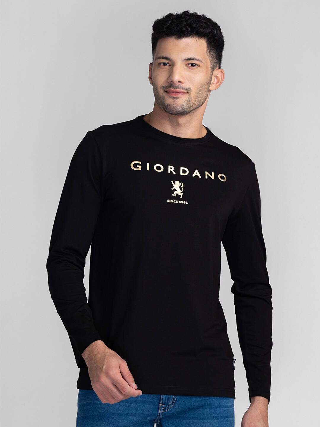 

GIORDANO Brand Logo Typography Printed Cotton Slim Fit T-shirt, Black