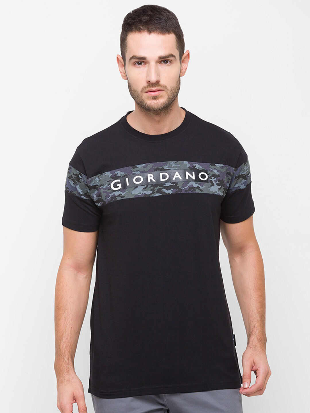 

GIORDANO Typography Printed Cotton Slim Fit T-shirt, Black