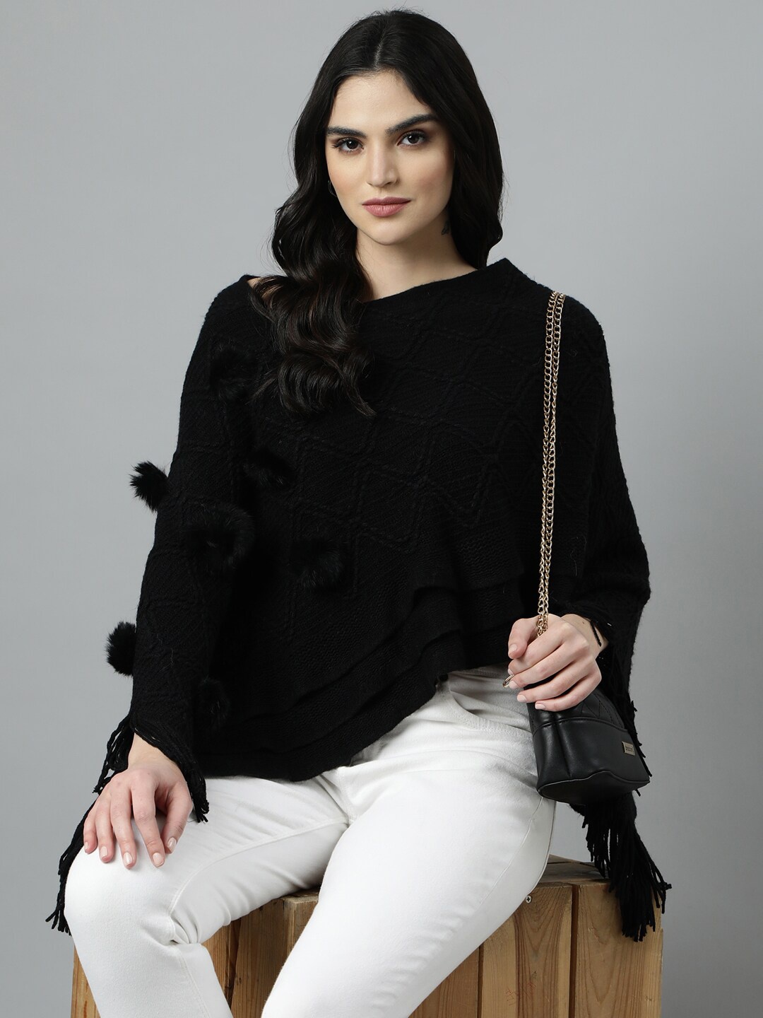 

SHOWOFF Women Chevron Longline Poncho with Fringed Detail, Black