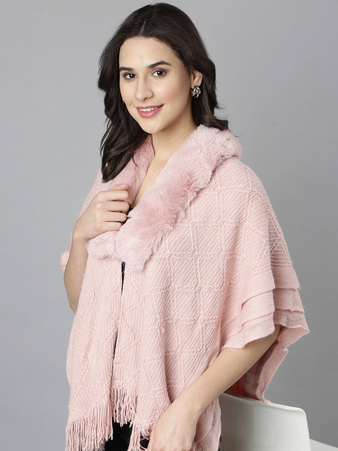 

SHOWOFF Women Chevron Longline Poncho with Fringed Detail, Peach