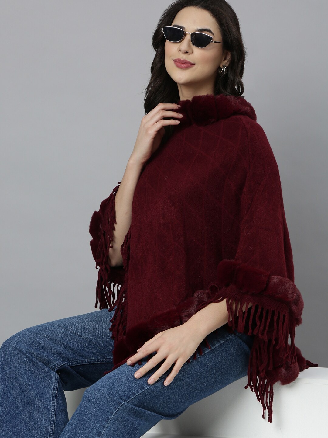 

SHOWOFF Women Longline Poncho with Fringed Detail, Maroon
