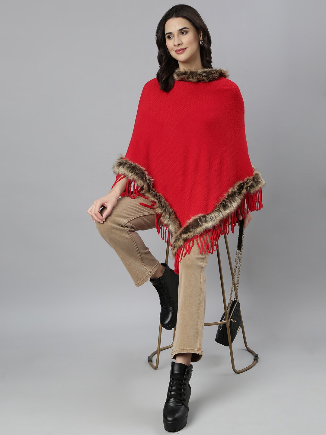 

SHOWOFF Women Longline Poncho with Fringed Detail, Red