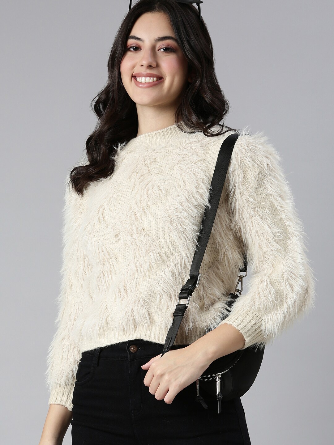 

SHOWOFF Women Cable Knit Pullover with Fuzzy Detail, Beige