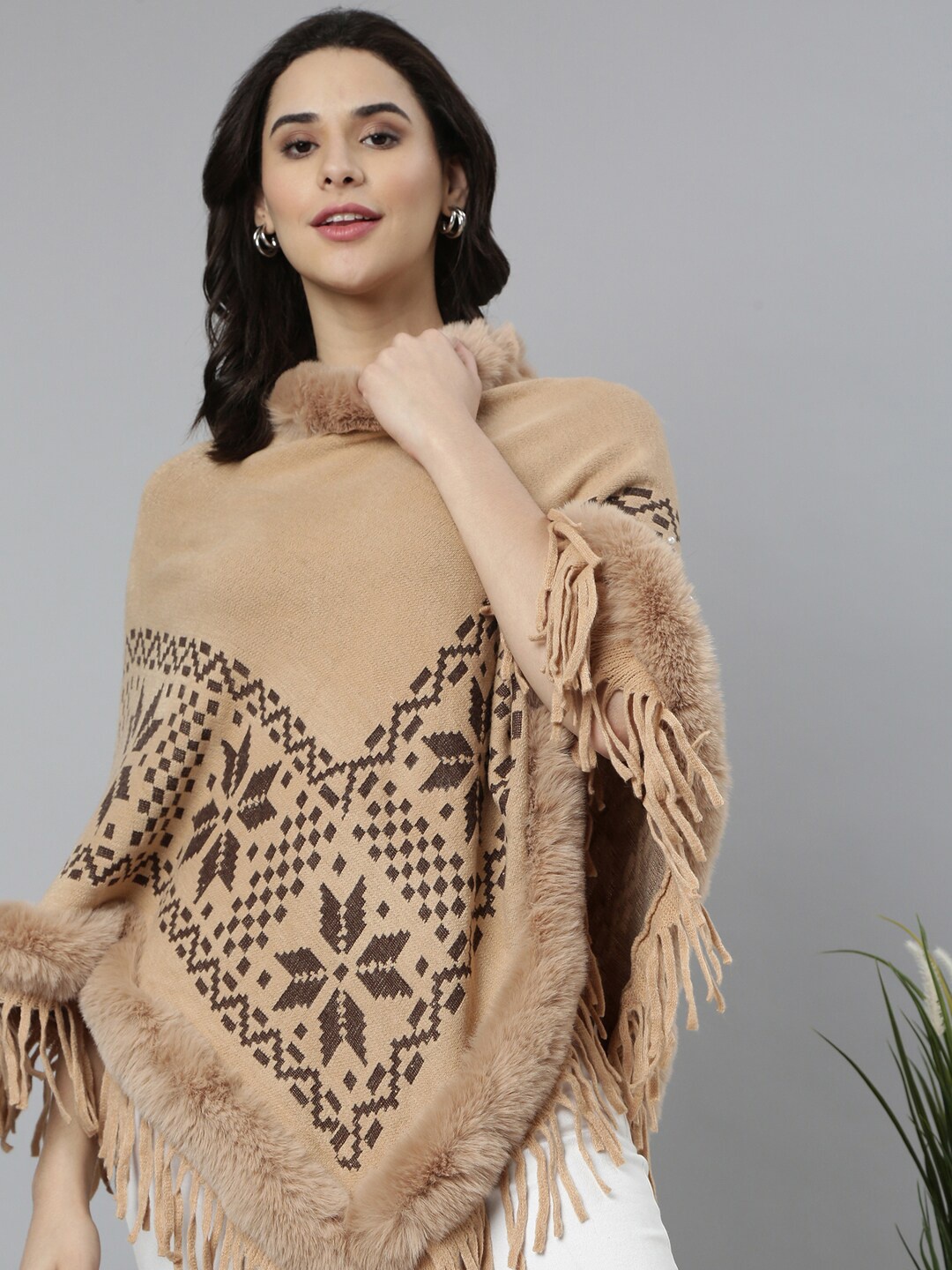 

SHOWOFF Women Longline Poncho with Embellished Detail, Brown