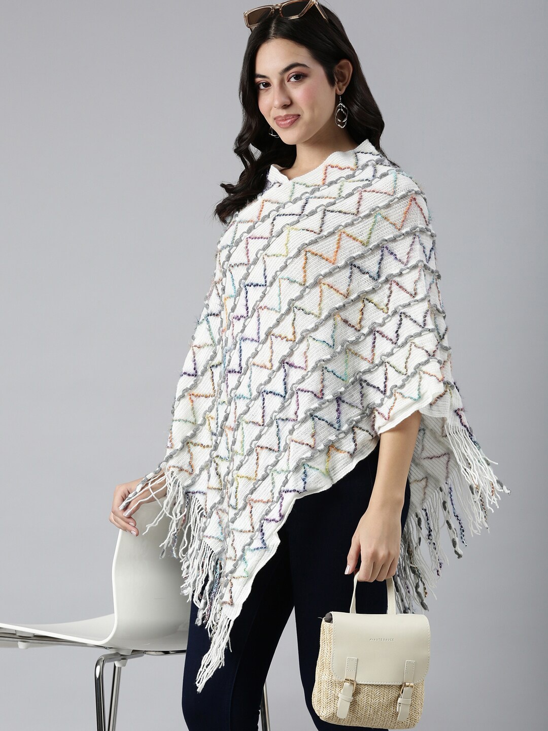 

SHOWOFF Women Chevron Longline Poncho, White